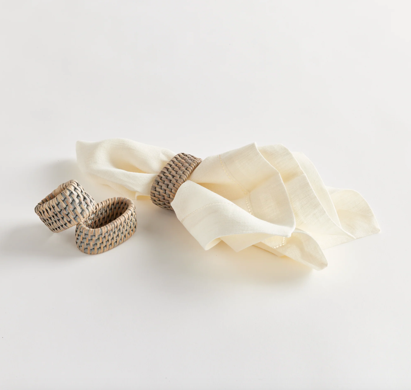 Burma Rattan Napkin Ring - Set of 4