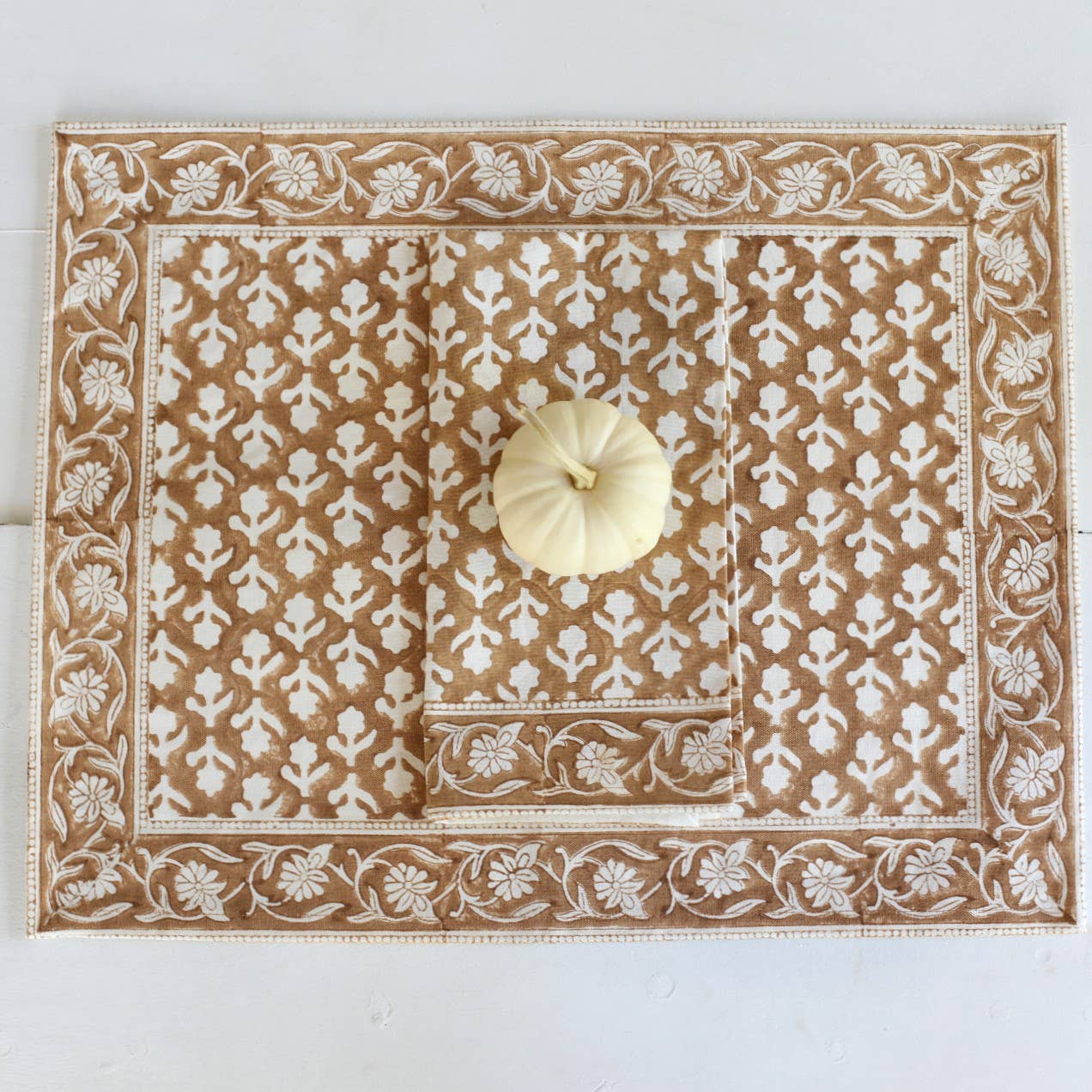 Napkin Charlotte Caramel, Set of 4