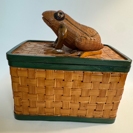 Vintage Wicker Frog Box