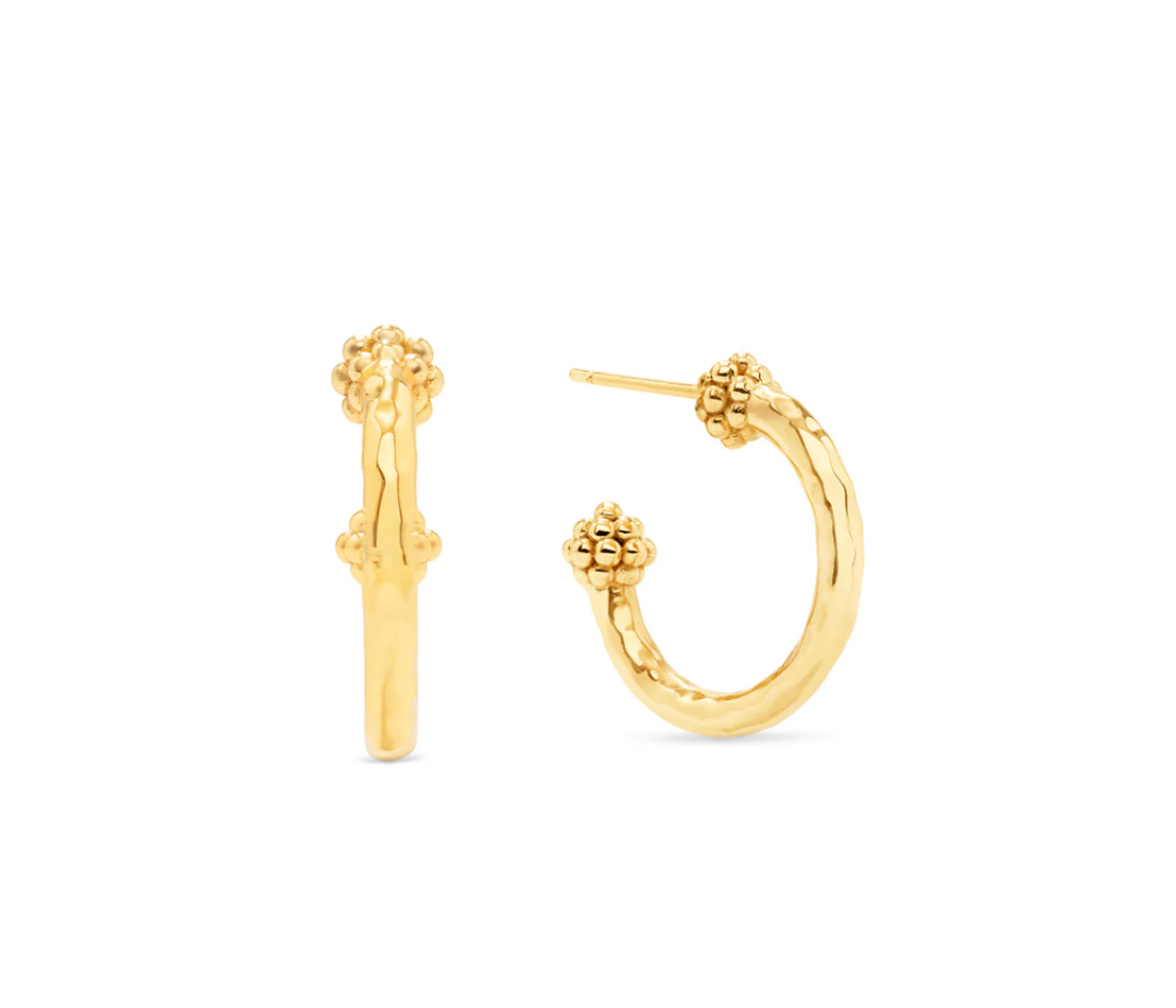 Berry Small Hoop Earrings in Hammered Gold