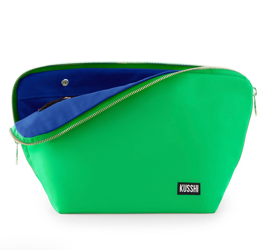Kelly Green Vacationer Makeup Bag (Navy Interior)