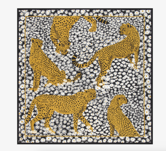 Pampa Square Scarf in Black