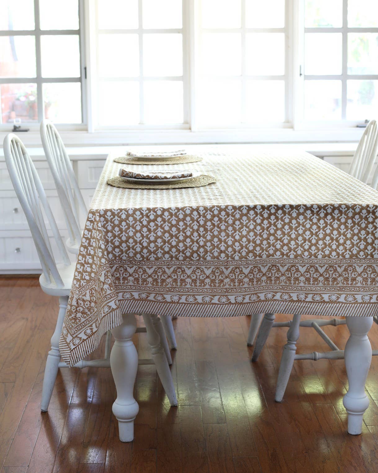 Tablecloth Charlotte Caramel (60x60)